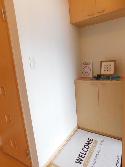 プリマベーラ沖村の玄関