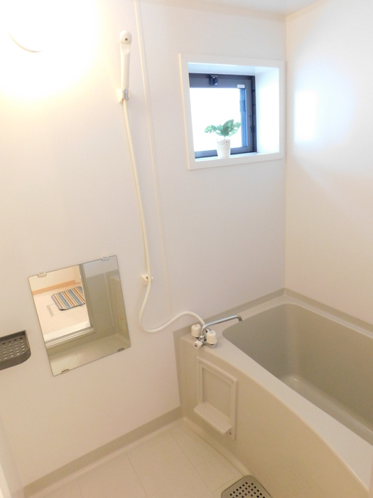 プリマベーラ沖村の浴室