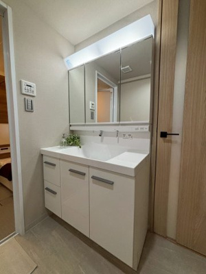 【独立洗面台】 | サンメゾン西宮北口ヴァン・エレーブ