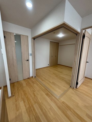 【洋室】 | サンメゾン西宮北口ヴァン・エレーブ