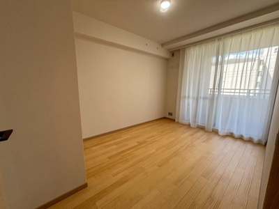 【洋室】 | サンメゾン西宮北口ヴァン・エレーブ