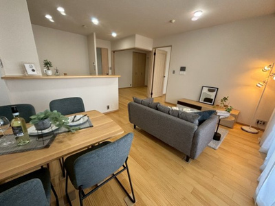 【居間・リビング】 | サンメゾン西宮北口ヴァン・エレーブ