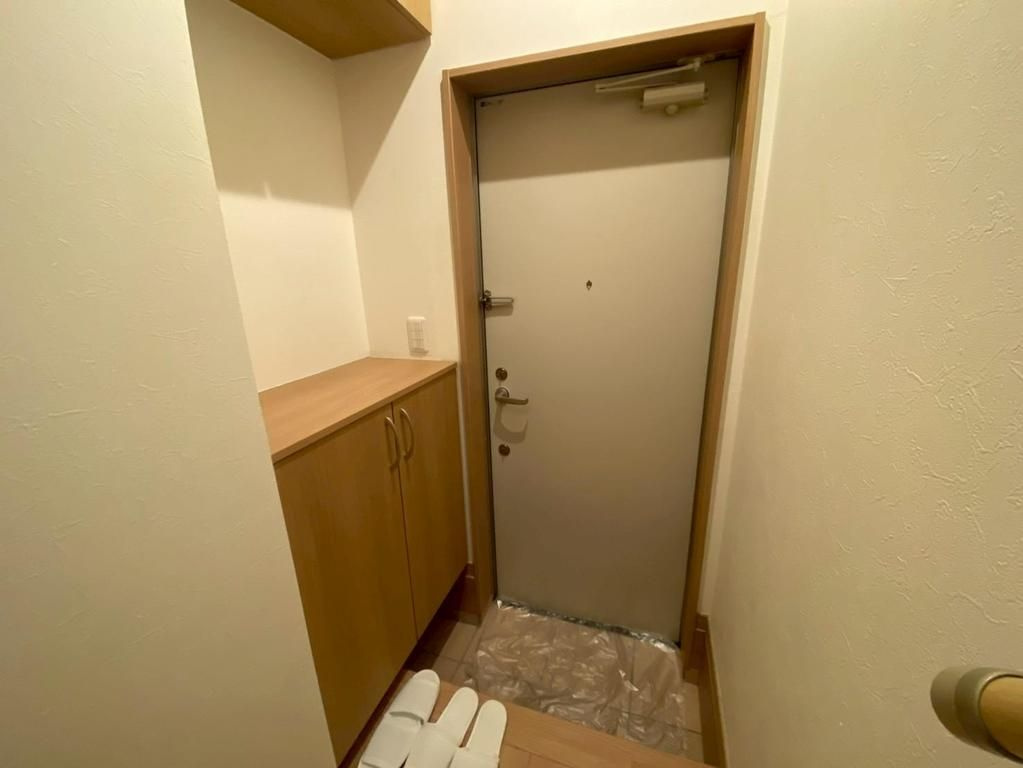 ザ・コート新宿の玄関