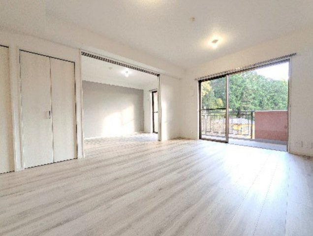 藤和ハイタウン本郷台【仲介手数料無料】ペット可♪の居間・リビング