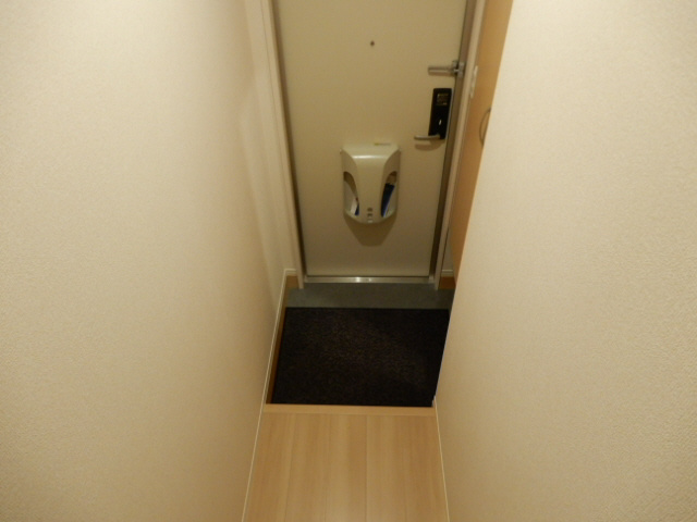 エクレール福井の玄関