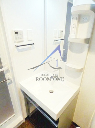 レアライズ日暮里WESTの洗面所|洗面台です。