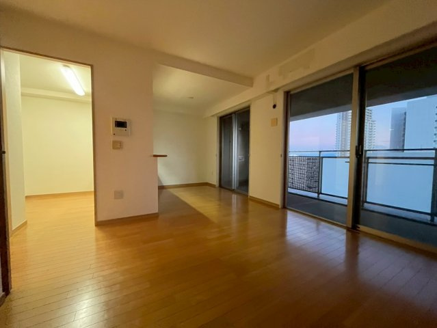 アスタプラザウエストの居間・リビング