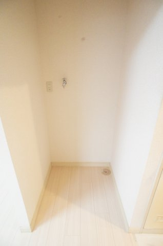 ルミエール柏の設備|洗濯機置き場です！