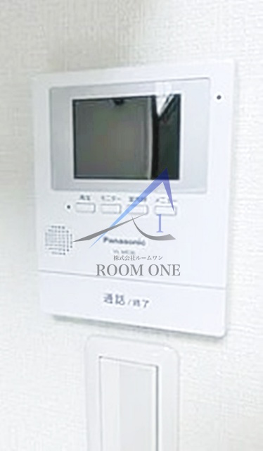 メゾンウィンのセキュリティ|モニター付きインターホンです。