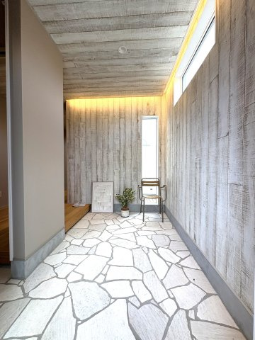 贅沢の極み、七里ガ浜。 — SHICHIRIGAHAMA PRIME RESIDENCE —の玄関