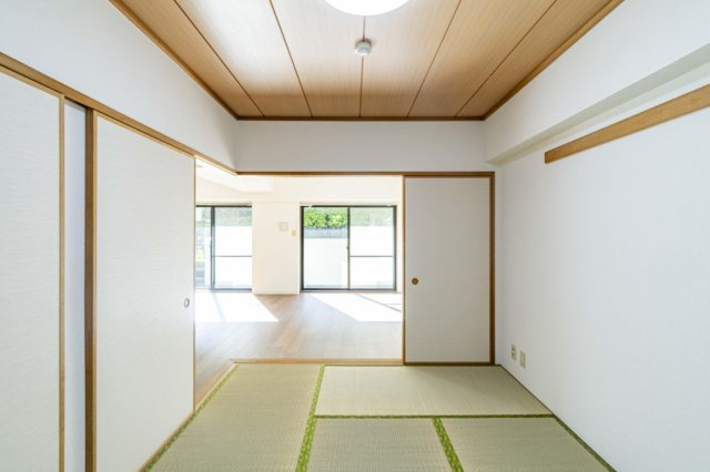 アドヴァンス三ツ池公園【仲介手数料無料】の和室