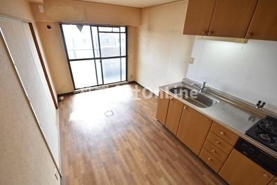 【居間・リビング】 | ガーデン成法