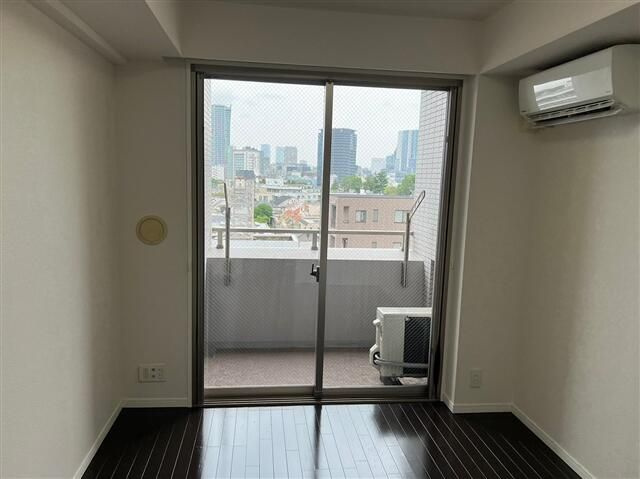 コンシェリア・デュー代々木公園の居間・リビング