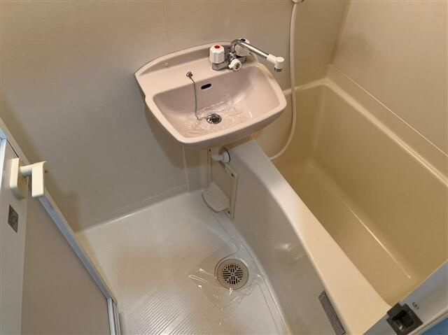 コンシェリア・デュー代々木公園の浴室