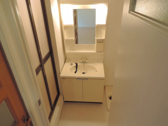 エルベコート高槻の洗面所