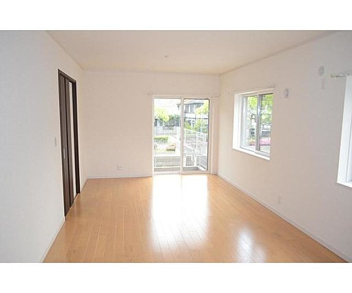 フローラ住吉の居間・リビング