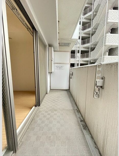 セイワパレス 京橋コルティーレのバルコニー