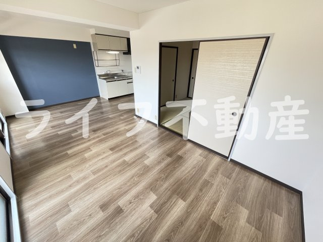 シロハイヌ小阪のその他