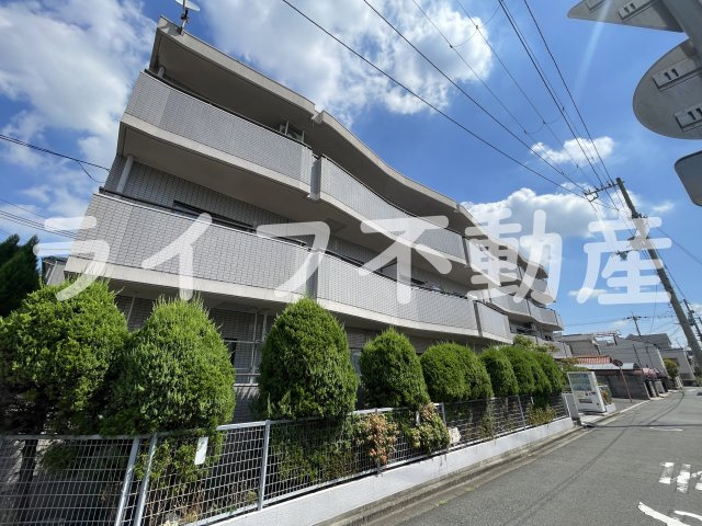 シロハイヌ小阪の外観|建物外観を気になさる方へ、見た目の良い物件です