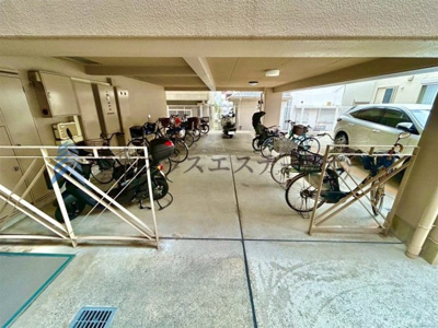 【その他】 | プレステージ魚住 | バイク置場・駐輪場も嬉しい屋根付き♪