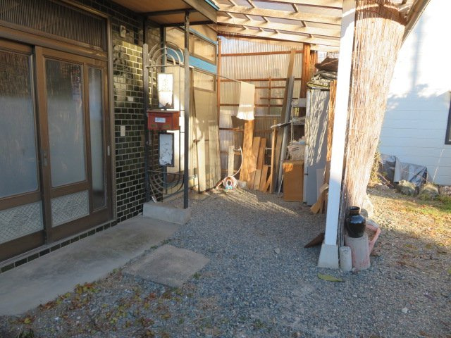 藤岡市鬼石　中古300の玄関
