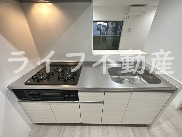 アムール永和のキッチン|コンパクトなキッチンで掃除もラクラク