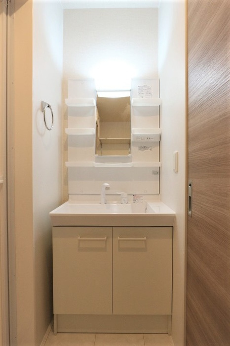 コーポ ルピナスの独立洗面台|洗髪洗面化粧台