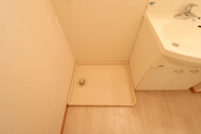 【設備】 | アークグレイスⅡ | 洗濯機置き場