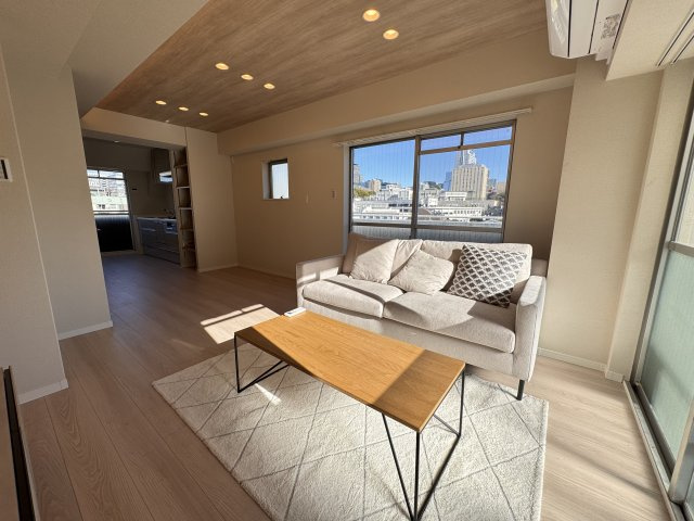 セントラル三田の居間・リビング