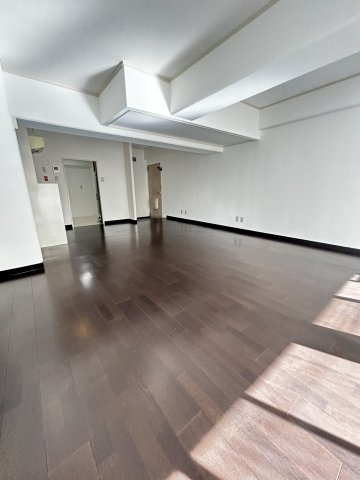 花隈ダイヤハイツのロビー