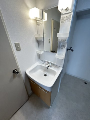 花隈ダイヤハイツの洗面所