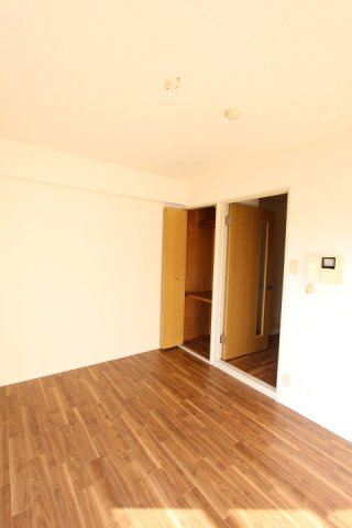 CESIRIAの居間・リビング