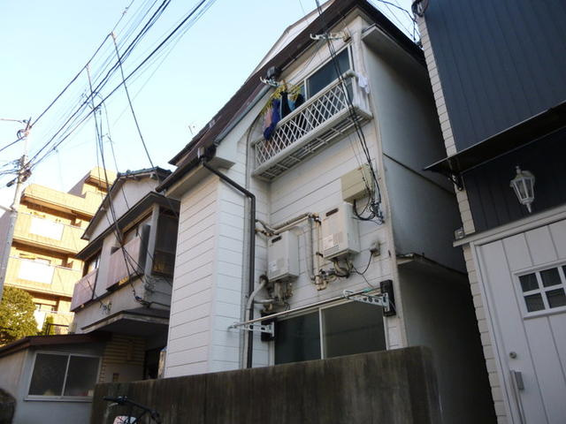 新宿区北新宿2丁目のアパートの画像