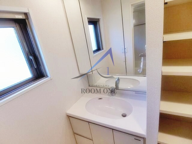 ダイナシティ王子