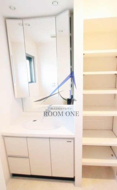 ダイナシティ王子の洗面所|洗面台です。