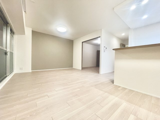 エンゼルハイム上野芝の居間・リビング