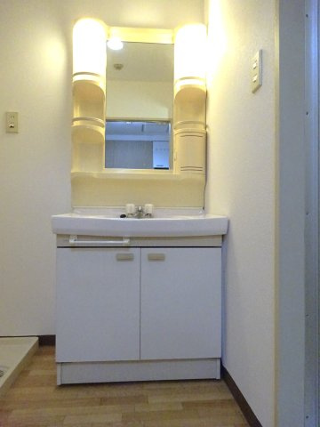 ブオナスタンザ新検見川の洗面所