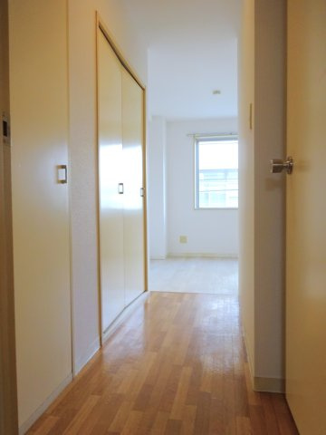 ブオナスタンザ新検見川の居間・リビング