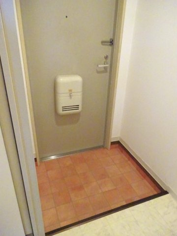 ブオナスタンザ新検見川の玄関