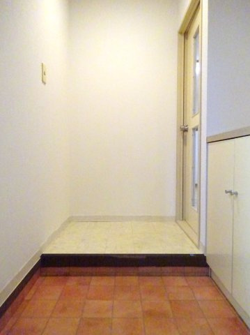 ブオナスタンザ新検見川の玄関