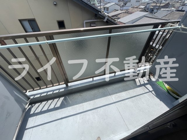 メゾン東大阪のバルコニー