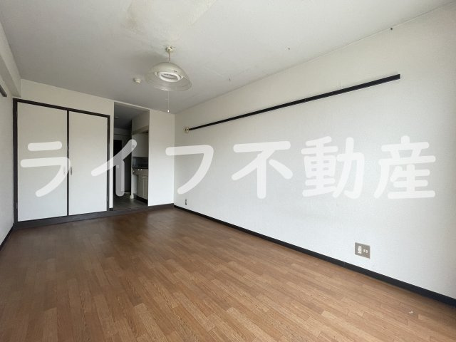 メゾン東大阪の居間・リビング