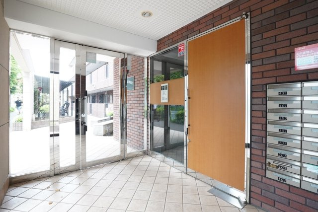 ヴァンシャルマンＯＺのロビー