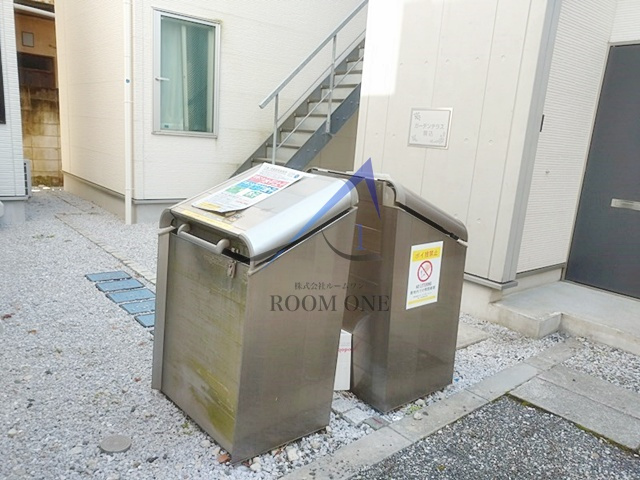 グランドーレ駒込のその他共用部分|ゴミ捨て場です