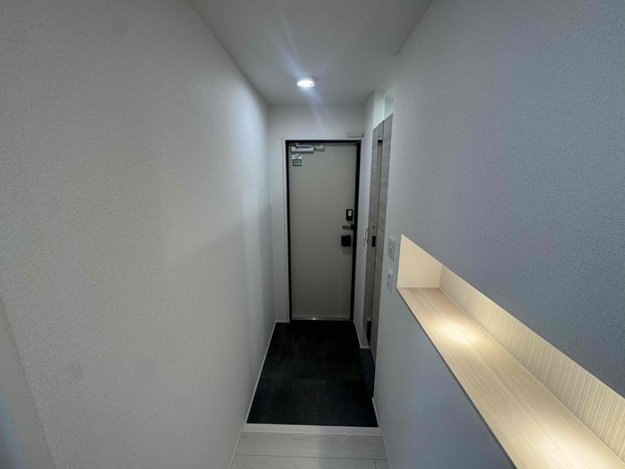 クラシスト泉町の玄関