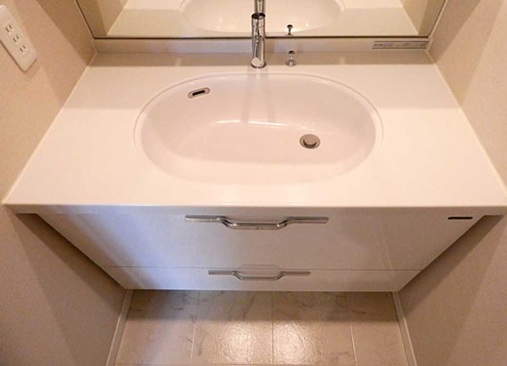 アーバンパーク代官山Ⅱ　ウォークインクローゼット　陽当たり良好　オートロックの洗面所