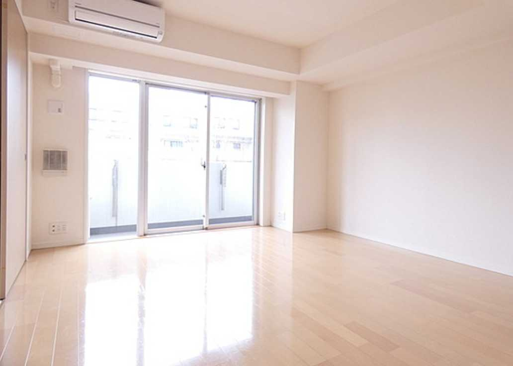 アーバンパーク代官山Ⅱ　ウォークインクローゼット　陽当たり良好　オートロックの居間・リビング