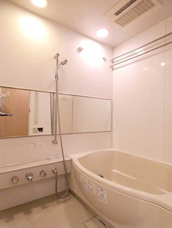 アーバンパーク代官山Ⅱ　ウォークインクローゼット　陽当たり良好　オートロックの浴室