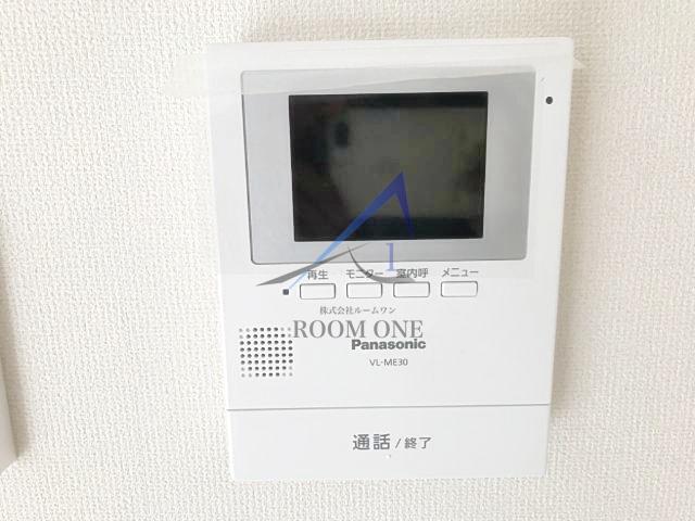 グリーンパーシモンのセキュリティ|モニター付インターホンです。