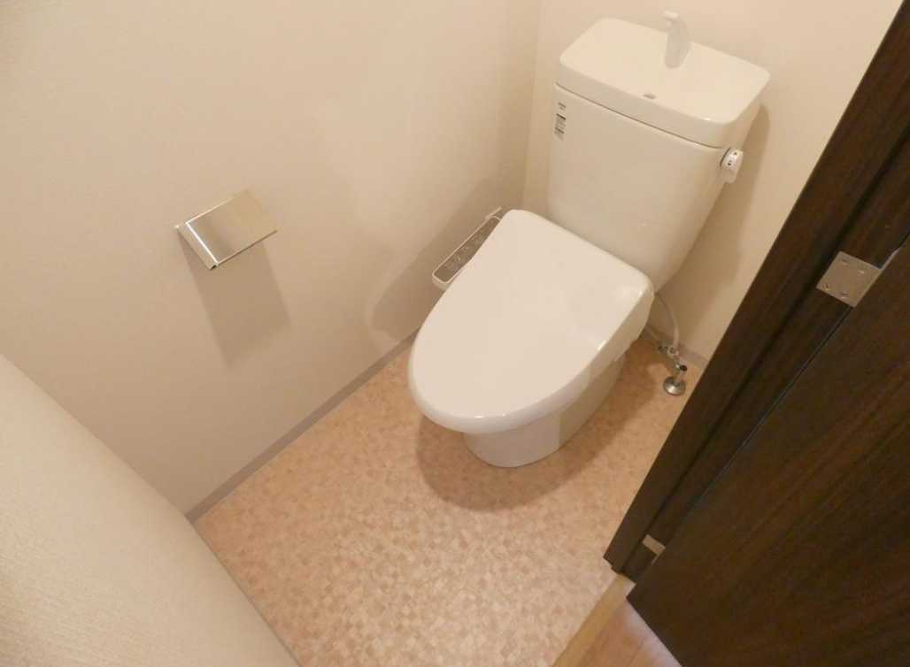 ミュプレ渋谷　ネット無料　オートロック　陽当たり良好のトイレ